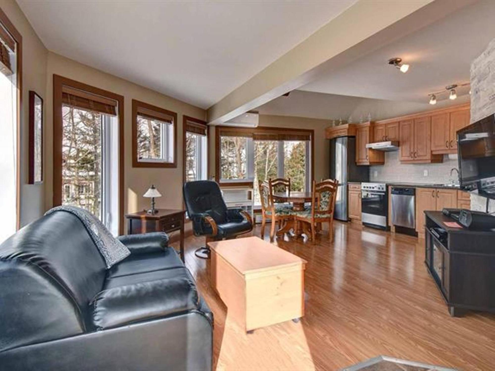 Bright Condo Near The Lake By Globalstay Mont-Tremblant Exterior foto